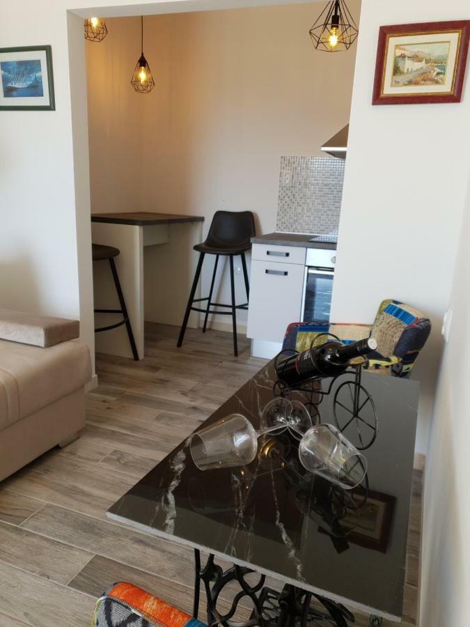 Laura Apartment ดูบรอฟนิก ภายนอก รูปภาพ